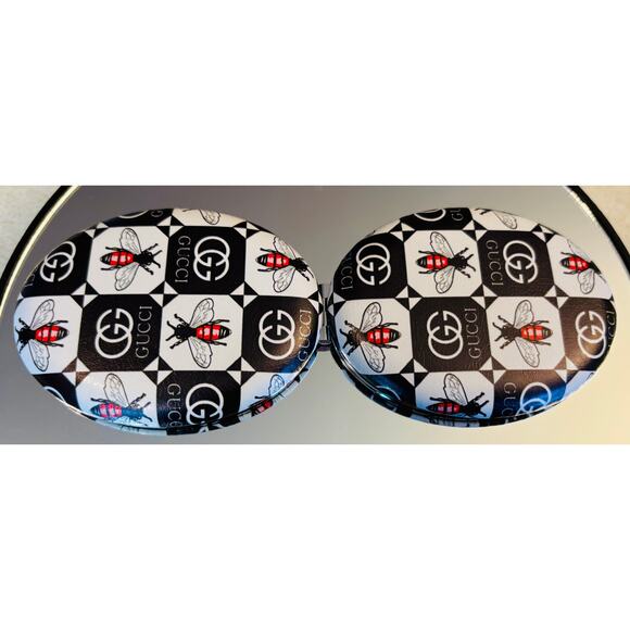 COMPACT MIRROR: Oval-Shaped Black, White, & Red w/Bee Design, NWOT - Picture 4 of 5